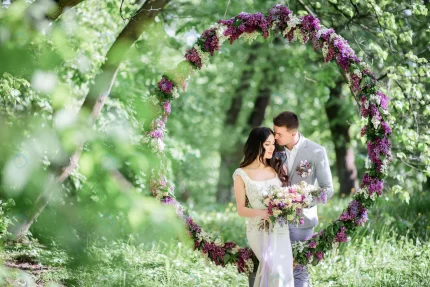 bride groom pose large circle lilac garden crc4aec2a48 size6.85mb 3500x2336 - title:graphic home - اورچین فایل - format: - sku: - keywords: p_id:353984