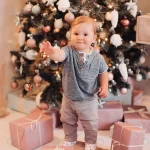 cute innocent baby with christmas presents christ crc9a10e74a size16.48mb 4351x6526 1 - title:Home - اورچین فایل - format: - sku: - keywords:وکتور,موکاپ,افکت متنی,پروژه افترافکت p_id:63922