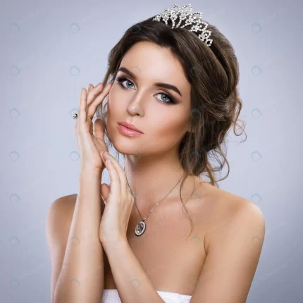 portrait young beautiful bride crc9dc2cf6d size8.22mb 4103x4103 1 - title:graphic home - اورچین فایل - format: - sku: - keywords: p_id:353984