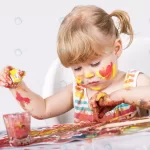 - selective focus shot little girl painting playing crca7088dc3 size8.14mb 5211x3478 - Home