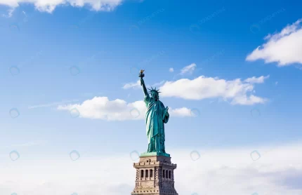 statue liberty with cloudy beautiful sky crce64b7097 size8.33mb 5184x3348 1 - title:graphic home - اورچین فایل - format: - sku: - keywords: p_id:353984